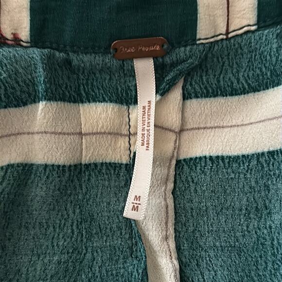 Free People |  Window To My Heart Button Down Shirt Size M - Picture 6 of 9